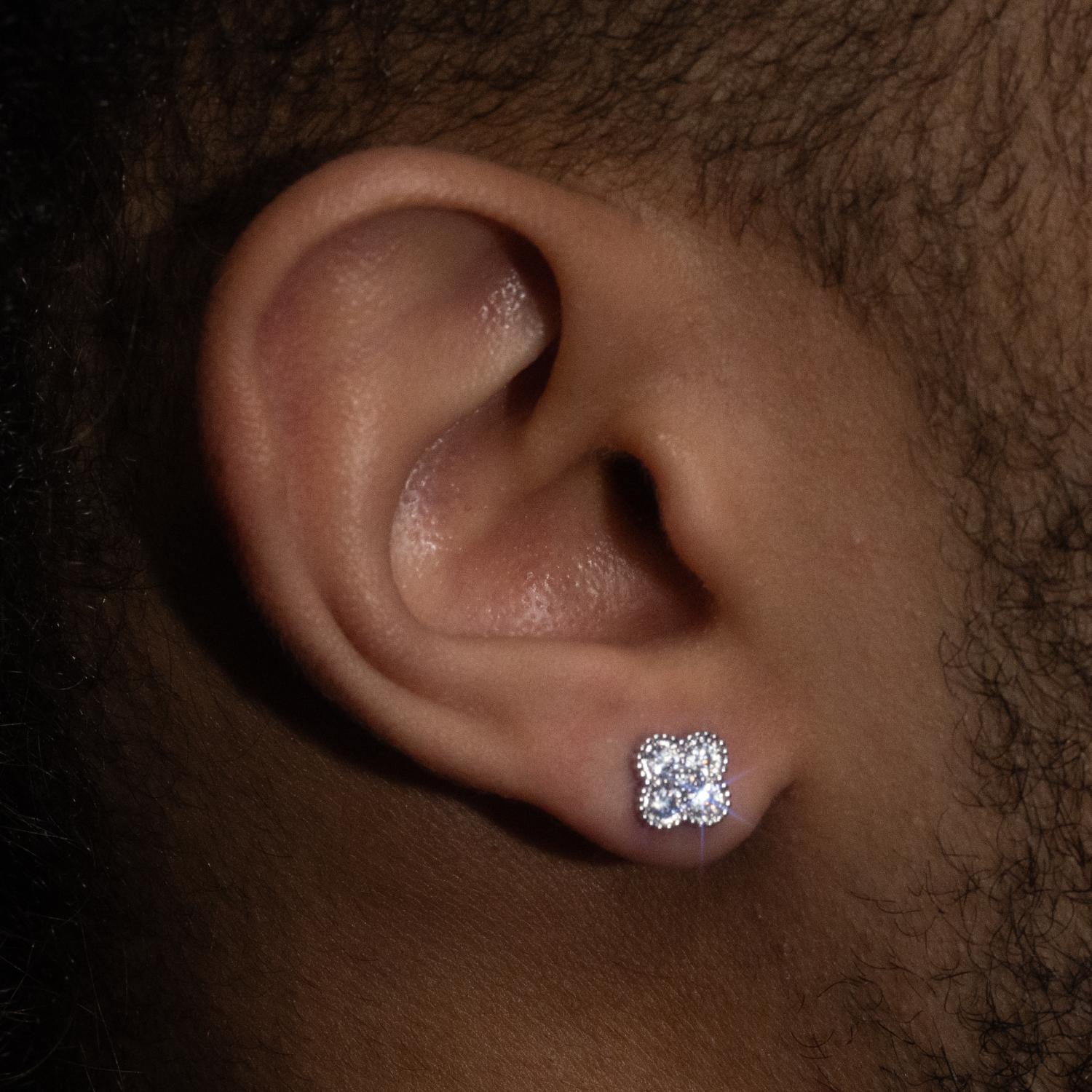 6MM VVS Four Leaf Earrings 14K Gold model icecartel1