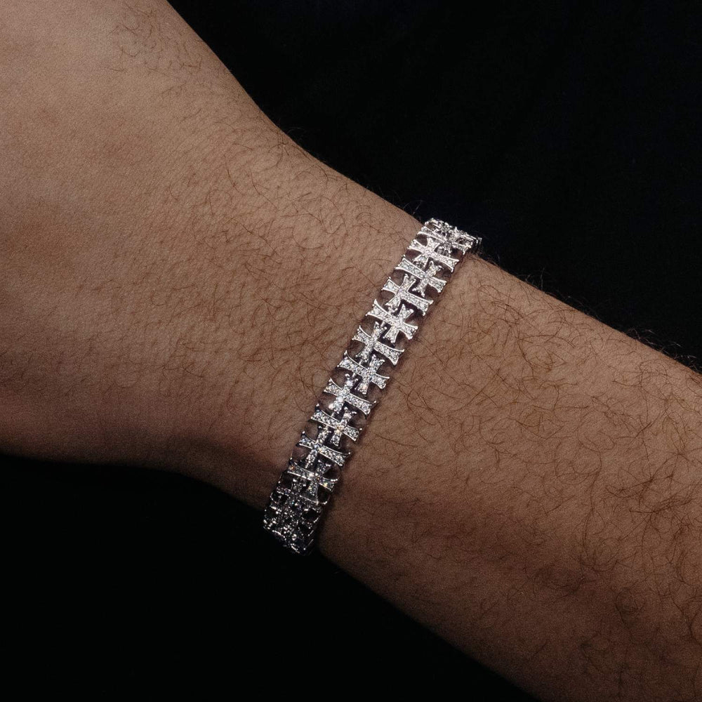 8MMVVS Cross Link Bracelet 14K Gold model icecartel1