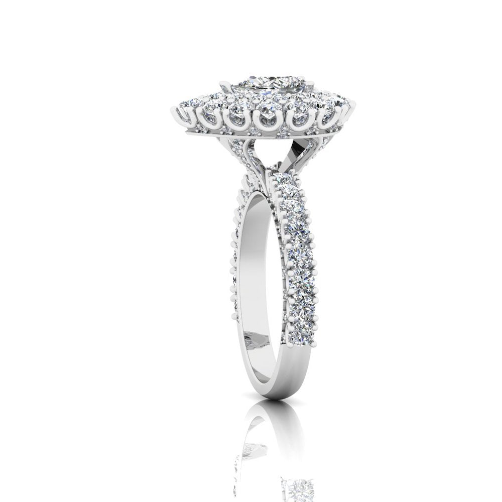 Antique Style Pear Top And Side Halo Moissanite Engagement Ring edge
