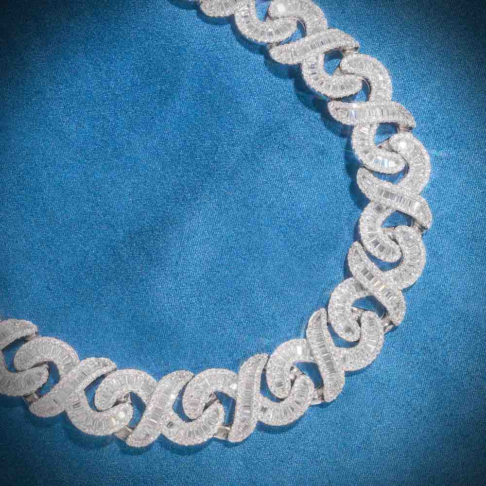 CUSTOM CLASP 20MM Moissanite Baguette Infinity Link Bracelet 14K Gold details
