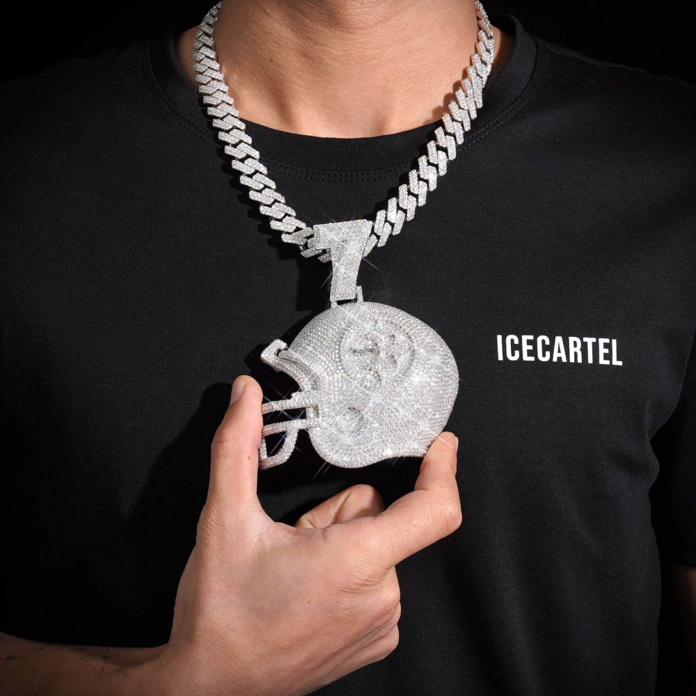 custom moissanite steelers helmet logo pendant 14k gold model