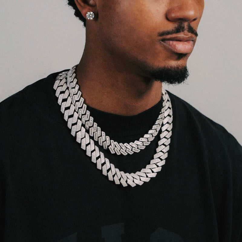 Men's moissanite Cuban Link Chain Icecartel