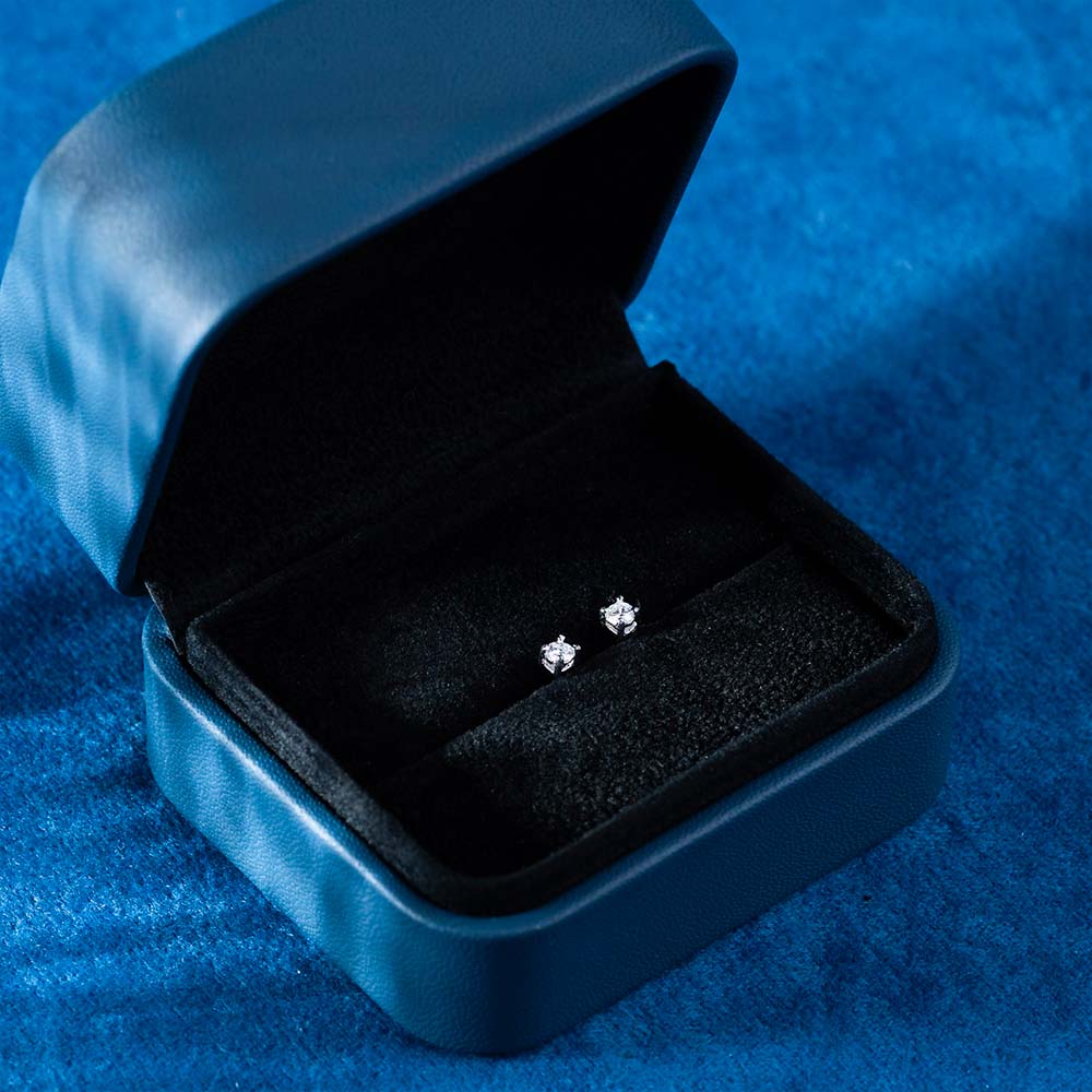 mens 3mm moissanite stud earrings 14k gold