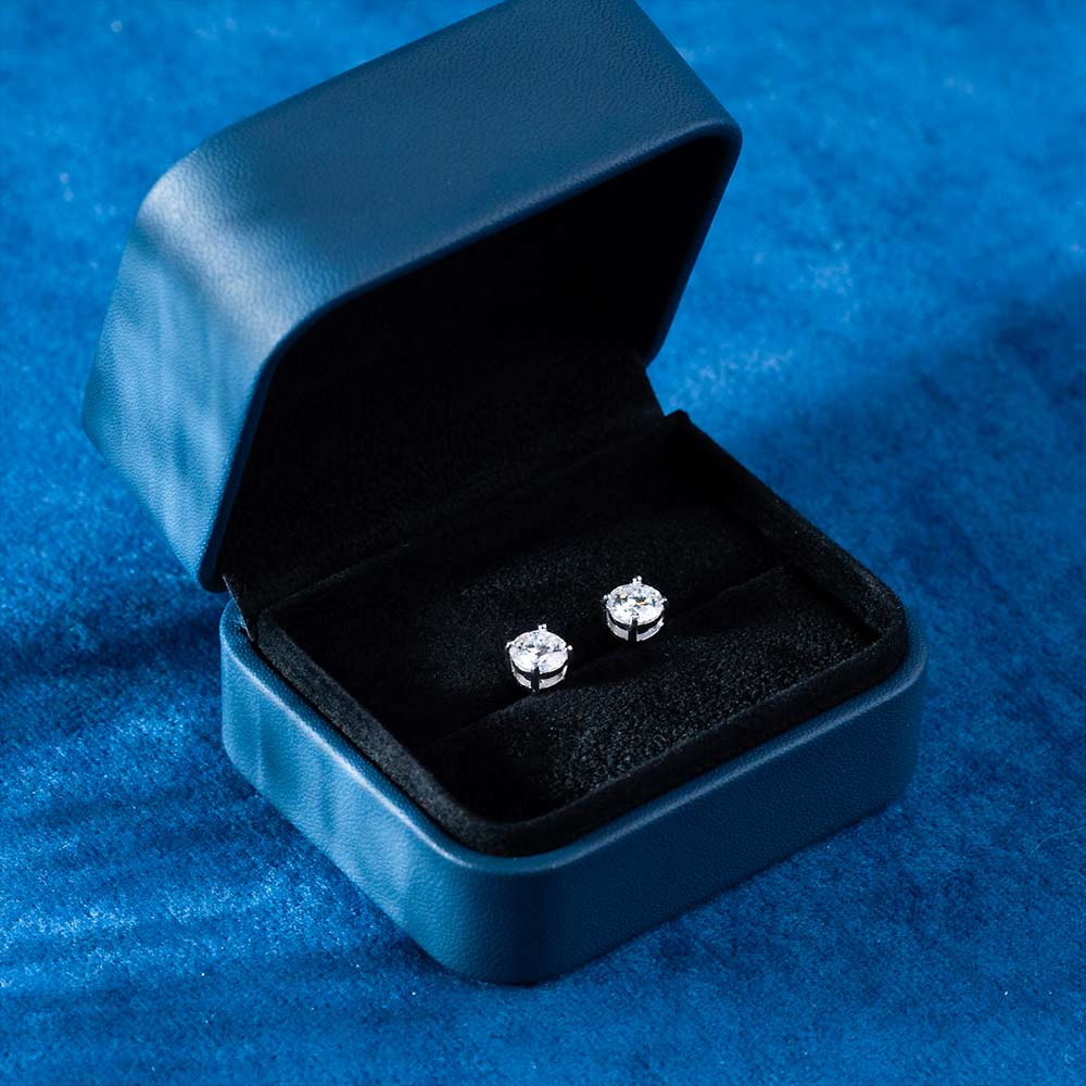 mens 6mm moissanite stud earrings box