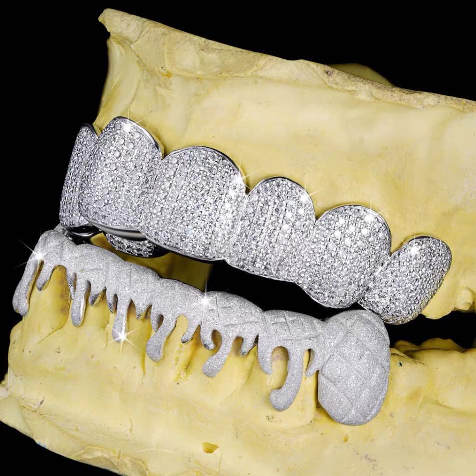 moissanite drippy grillz side