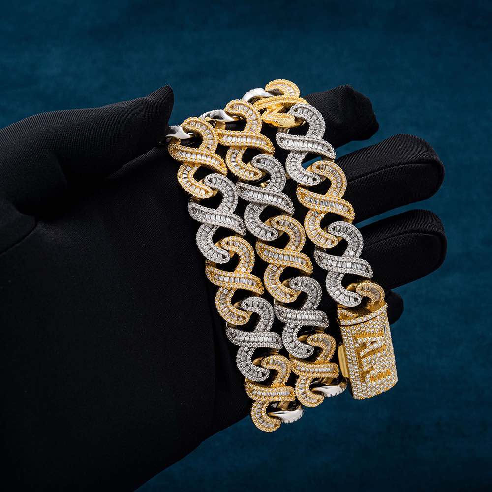 Moissanite Infinity Link Chain Icecartel hand