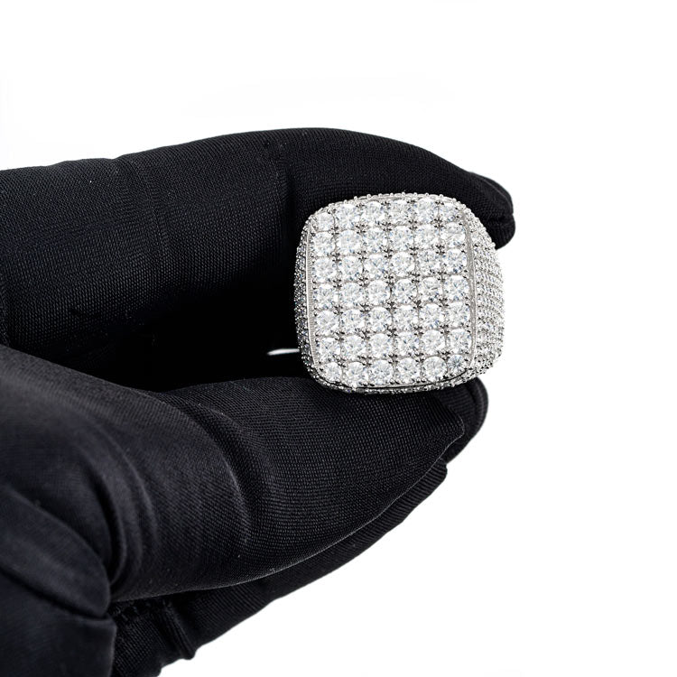 moissanite pinky ring hand