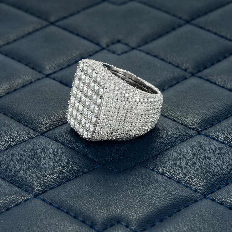 moissanite pinky ring side