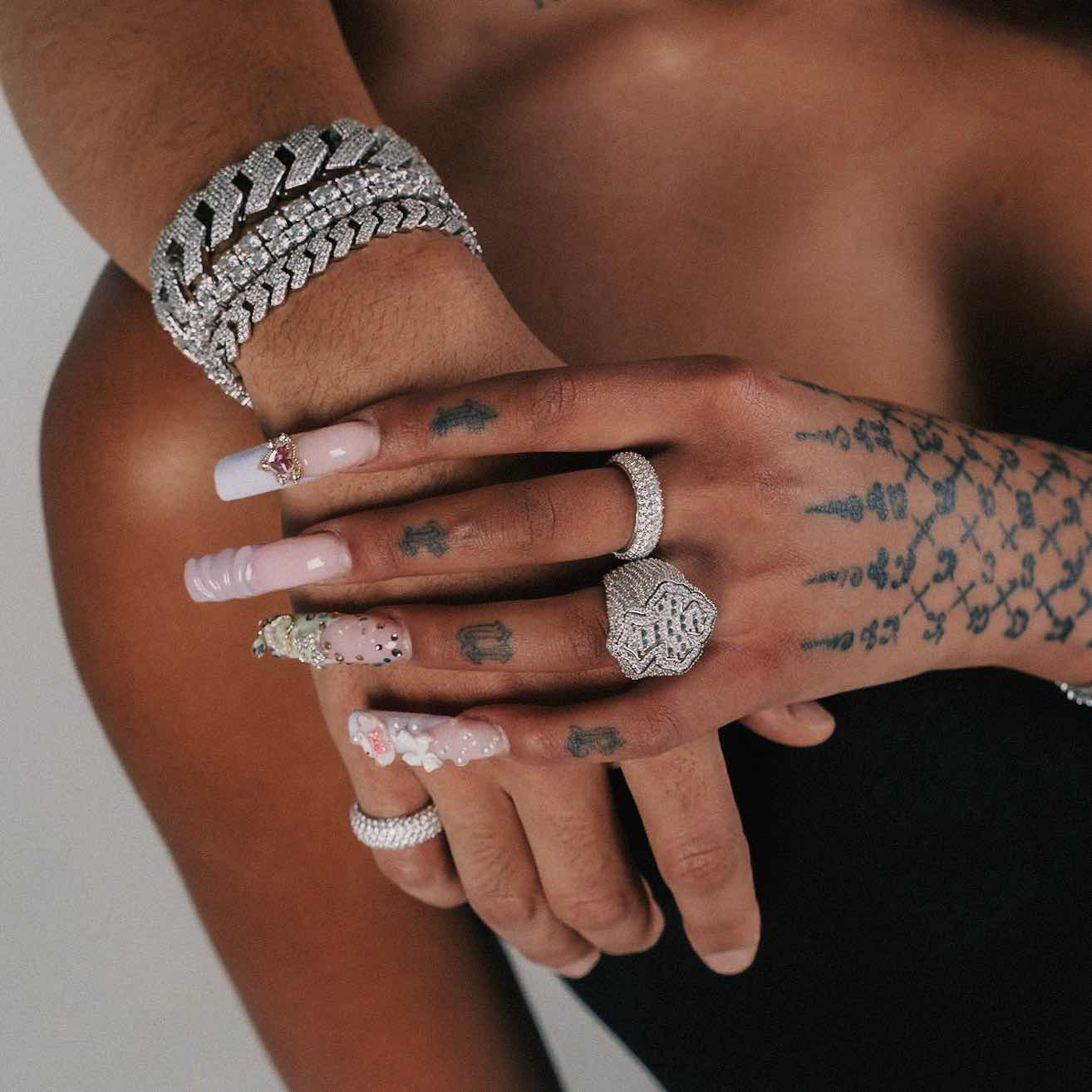 Moissanite Rings Features