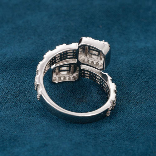 moissanite split shank ring backside