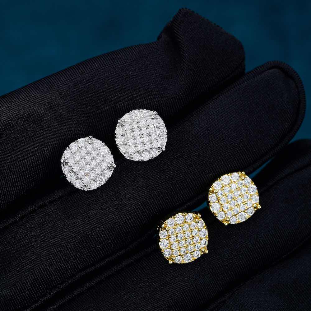 Moissanite Studs Earrings 14k 2 layer hand