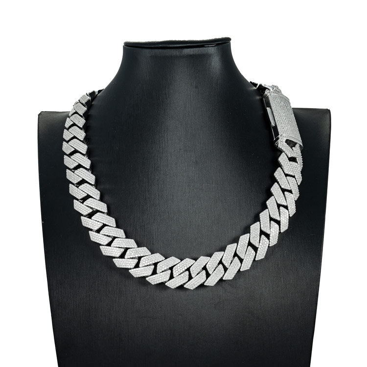 20mm vvs moissanite diamond cuban link chain necklace for men white gold iced out mannequine