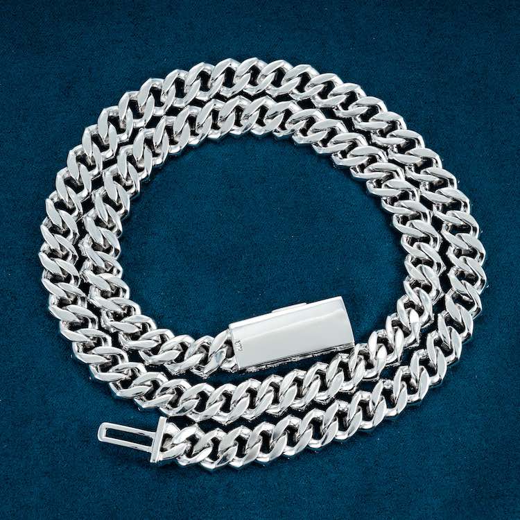icecartel moissanite 10mm 22inch cuban link chain backside