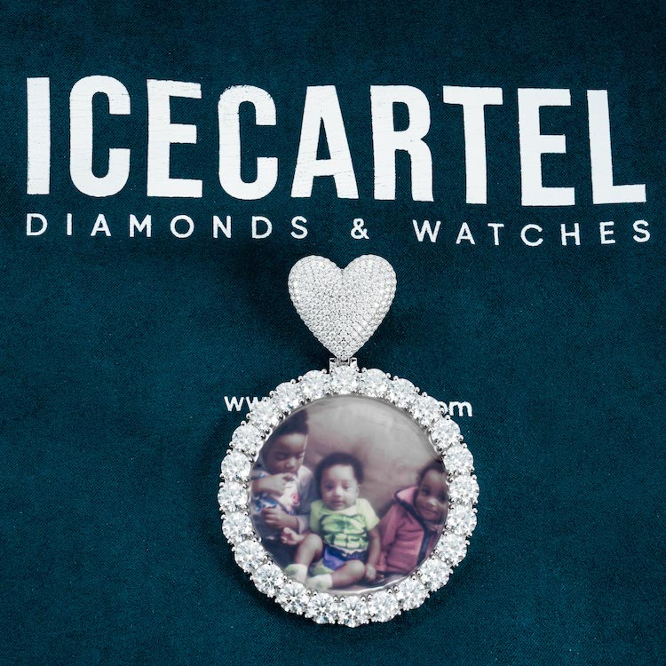 moissanite custom photo pendant heart iced out velvet