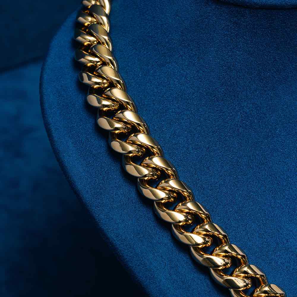 12mm cuban link chain yellow gold close up