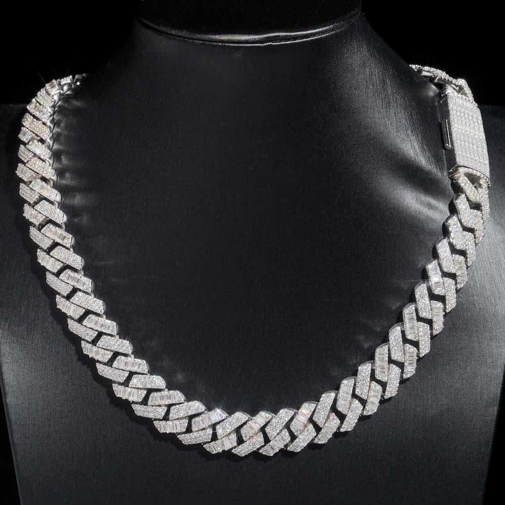 15MM Iced out diamond cuban link chain neck