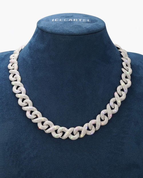 15mm moissanite infinity link chain icecartel display