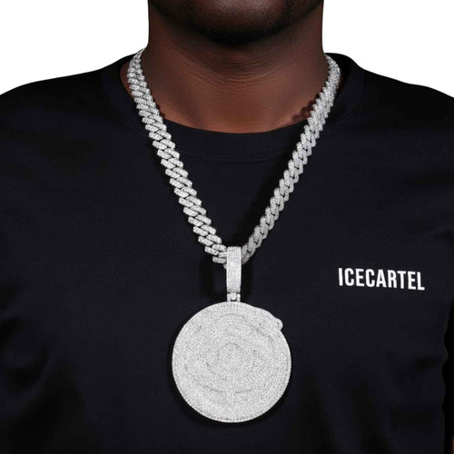 1Custom Snake Moissanite Circle Pendant 14k Gold model