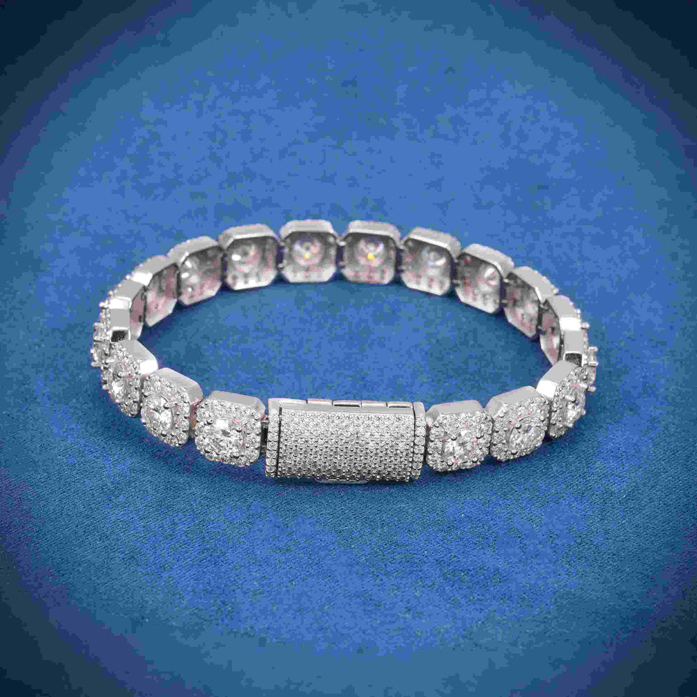  6MM Moissanite Clustered Tennis Bracelet 14K Gold box 