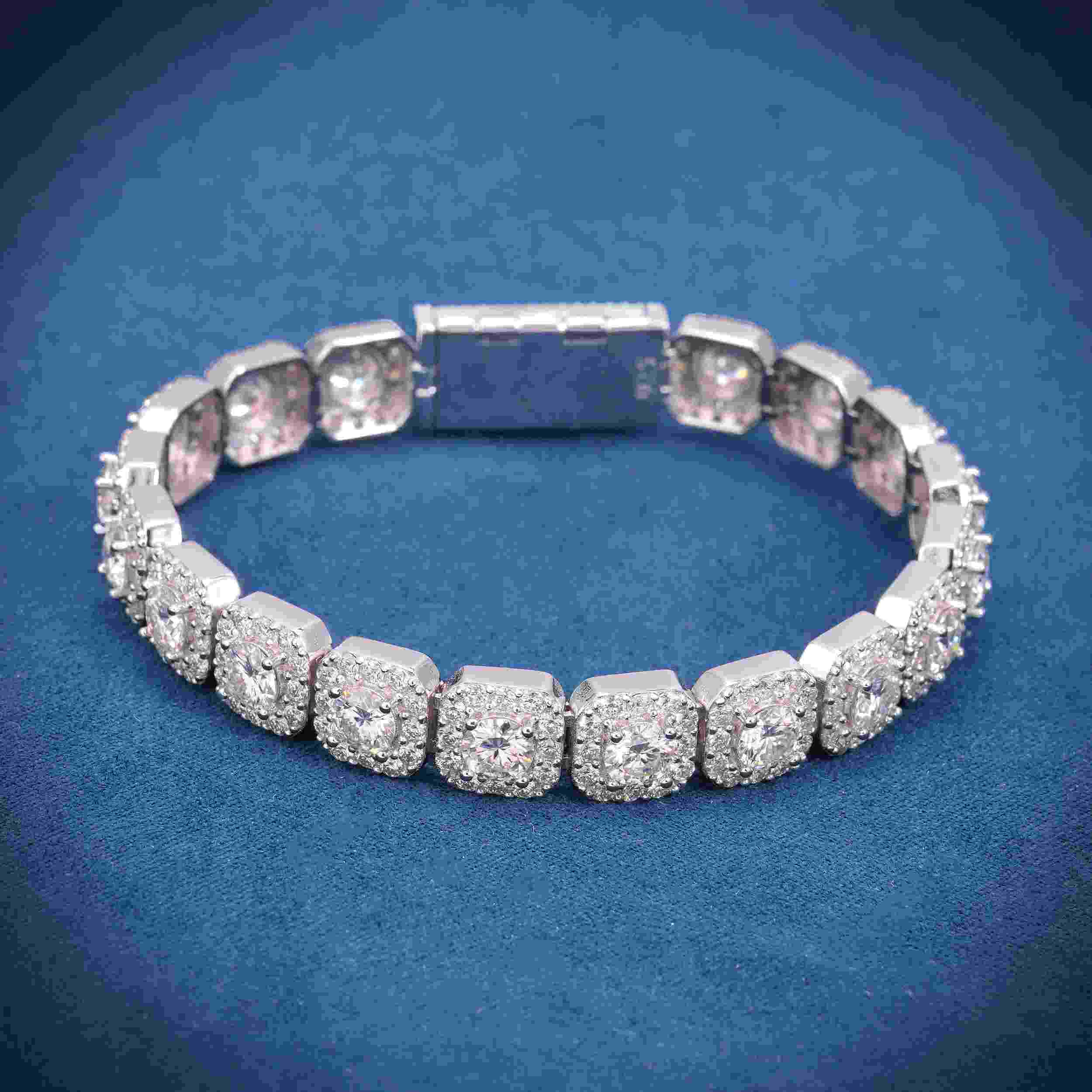  6MM Moissanite Clustered Tennis Bracelet 14K Gold 