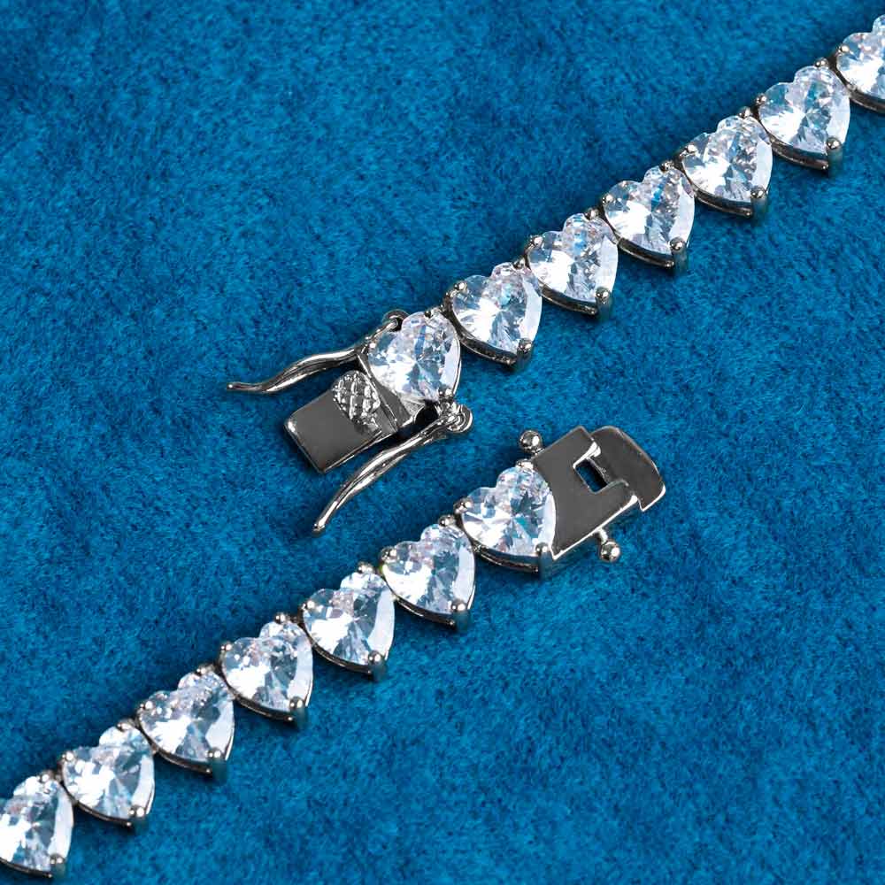 Tennis chain sale clasp