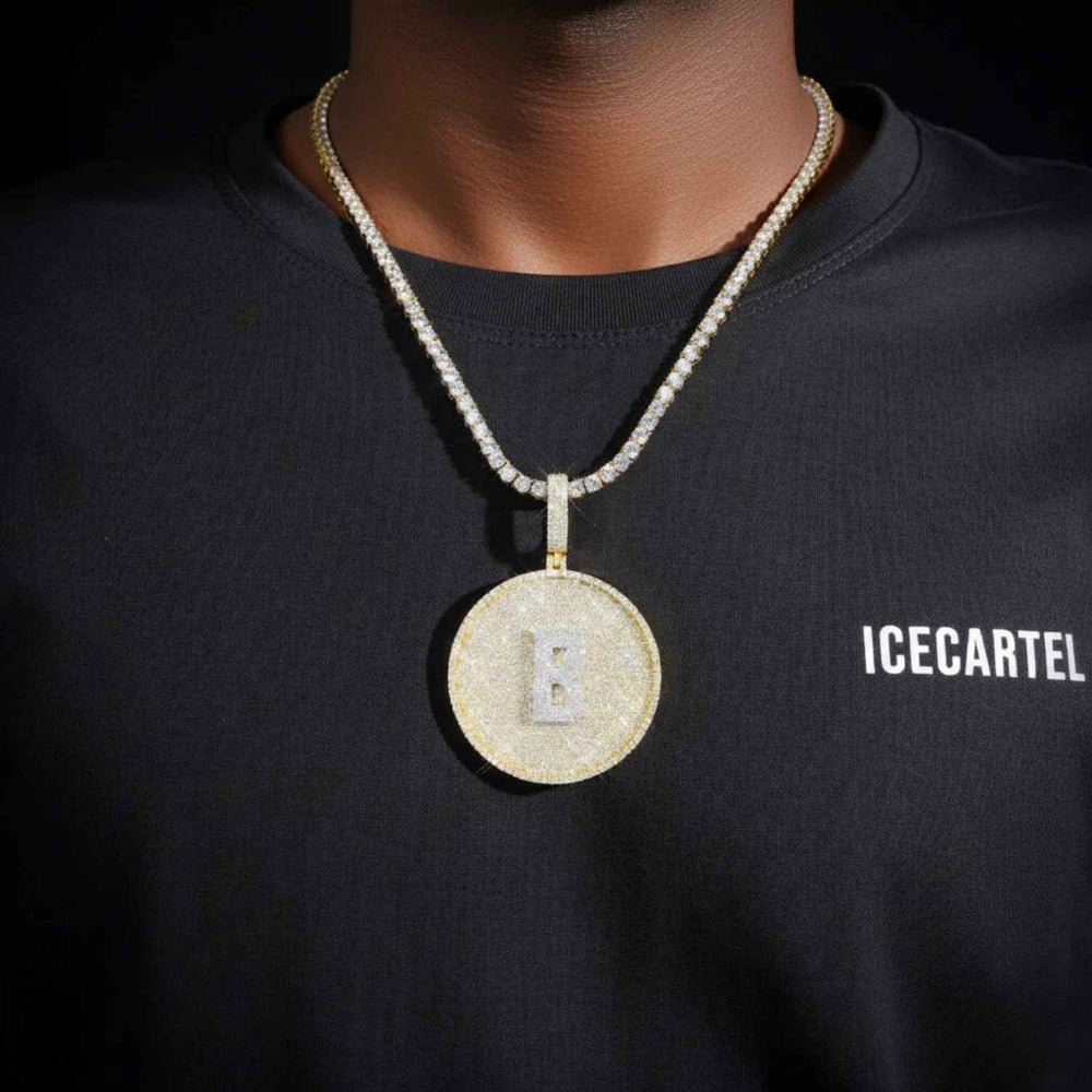 Custom B Moissanite Circle Pendant 14K Gold icecartel model1