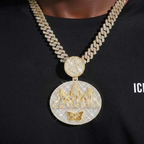 Custom Moissanite Butterfly Circle Pendant 14K Gold icecartel model1
