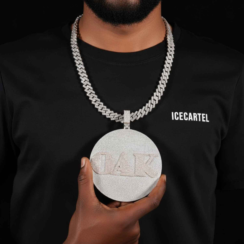 Custom Moissanite Circle Pendant 14k Gold model1