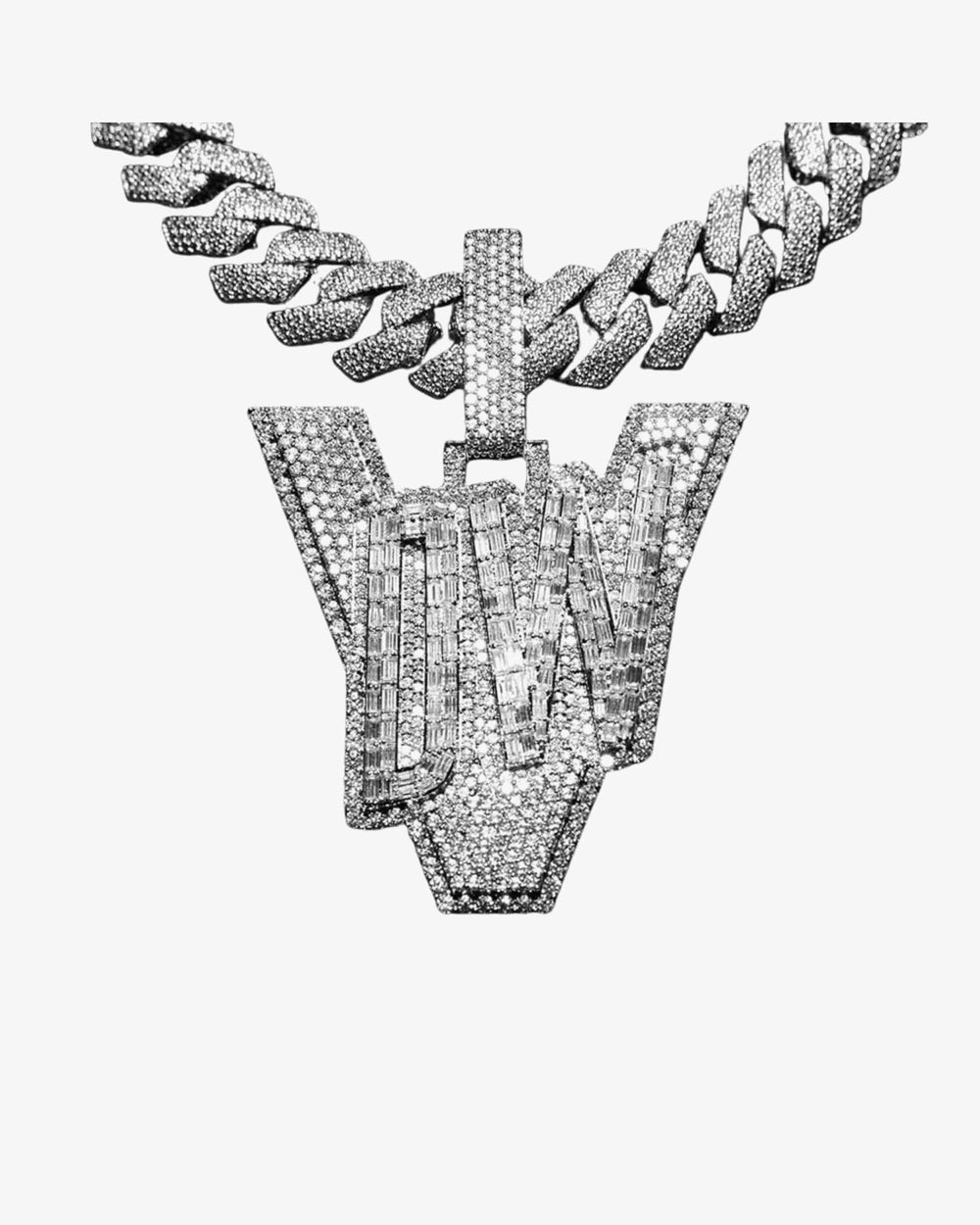 2Custom moissanite pendant real1