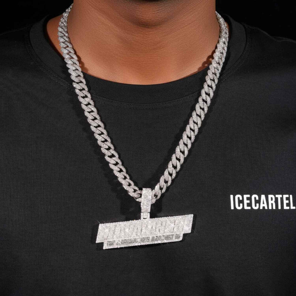 DJ AVAIANCHE Custom Moissanite Name Pendant 14K Gold icecartel model1