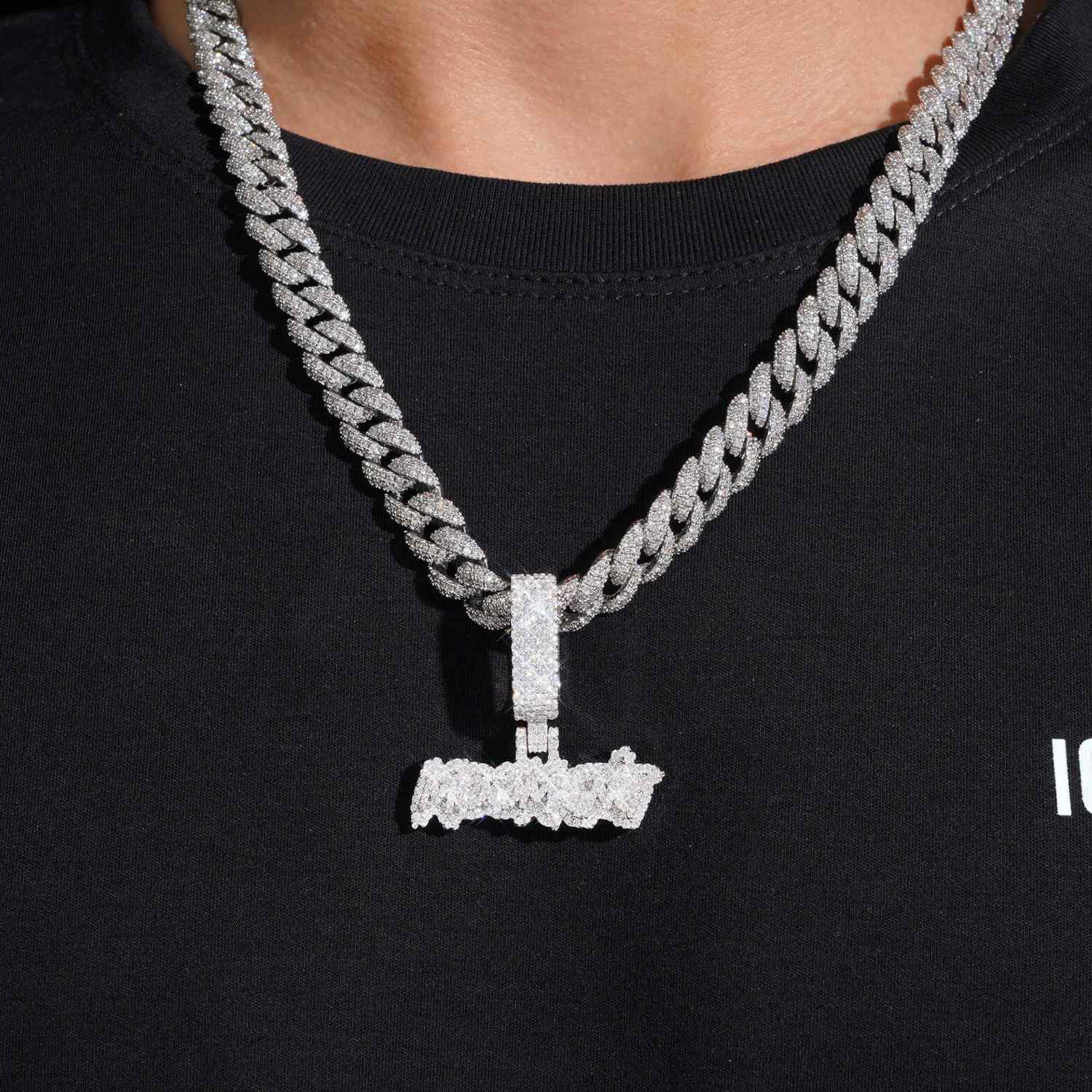 LIL MOOMGN Custom Moissanite Name Pendant 14K Gold ICECARTEL model