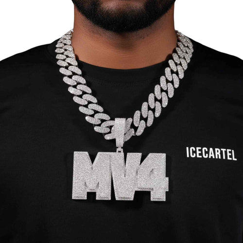 "MV4" Custom Moissanite Pendant 14k Gold model