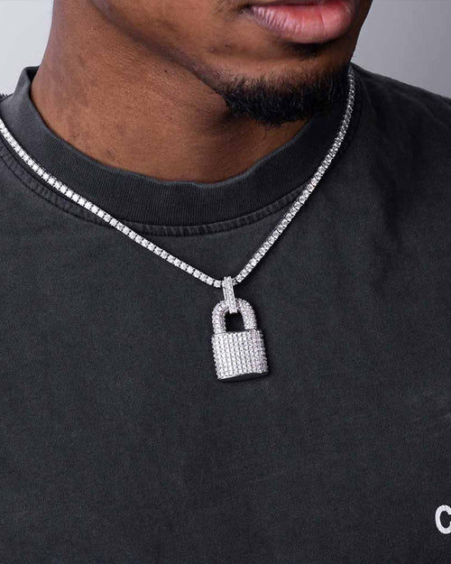 Moissanite padlock pendant model new1