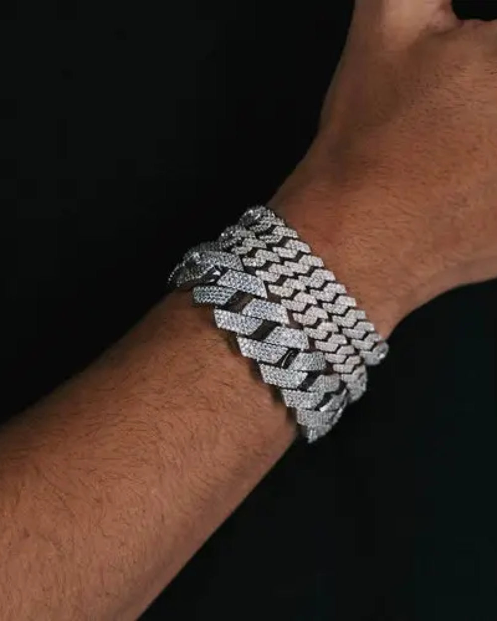 S925 Mens moissanite cuban link bracelet man model wearing new px
