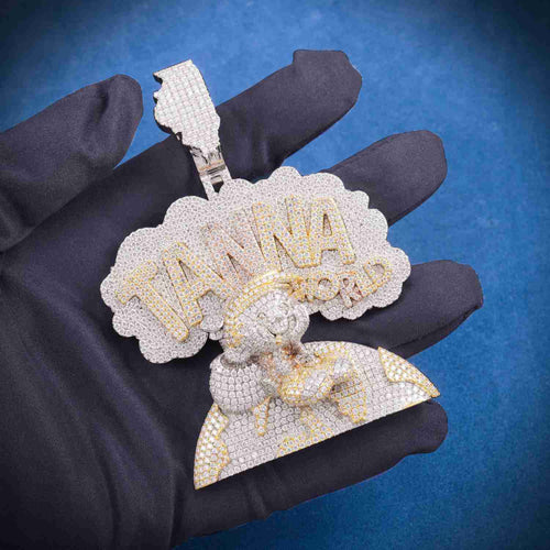 "TANNA WORLD" Custom Moissanite Pendant 14K Gold hand