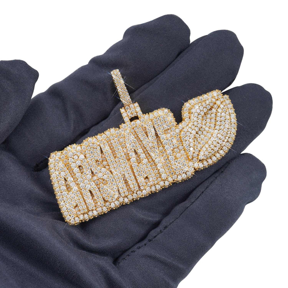 arshaye moissanite custom name pendant 14k gold icecartel hand