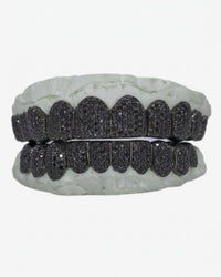 black moissanite grillz 10 on 10 main