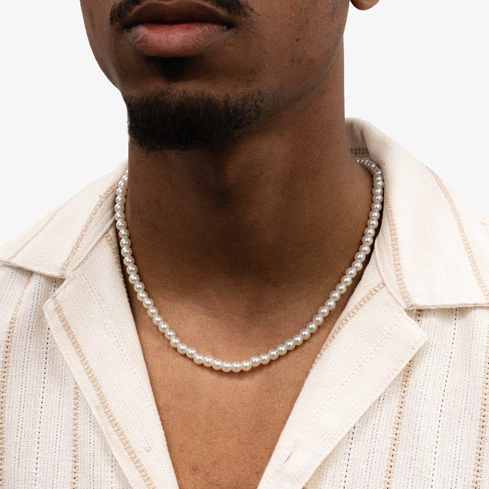 Modèle de collier de perles classique