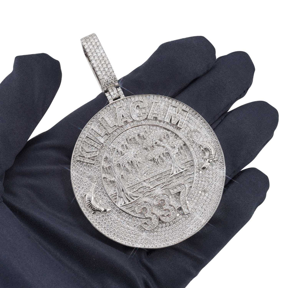 custom killacam moissanite circle pendant 14k gold ICECARTEL hand