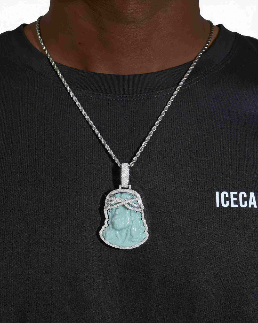 custom moissanite crowned jesus pendant 14k gold icecartel model