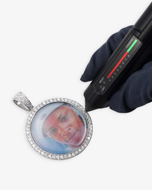 custom moissanite picture pendant icecartel test