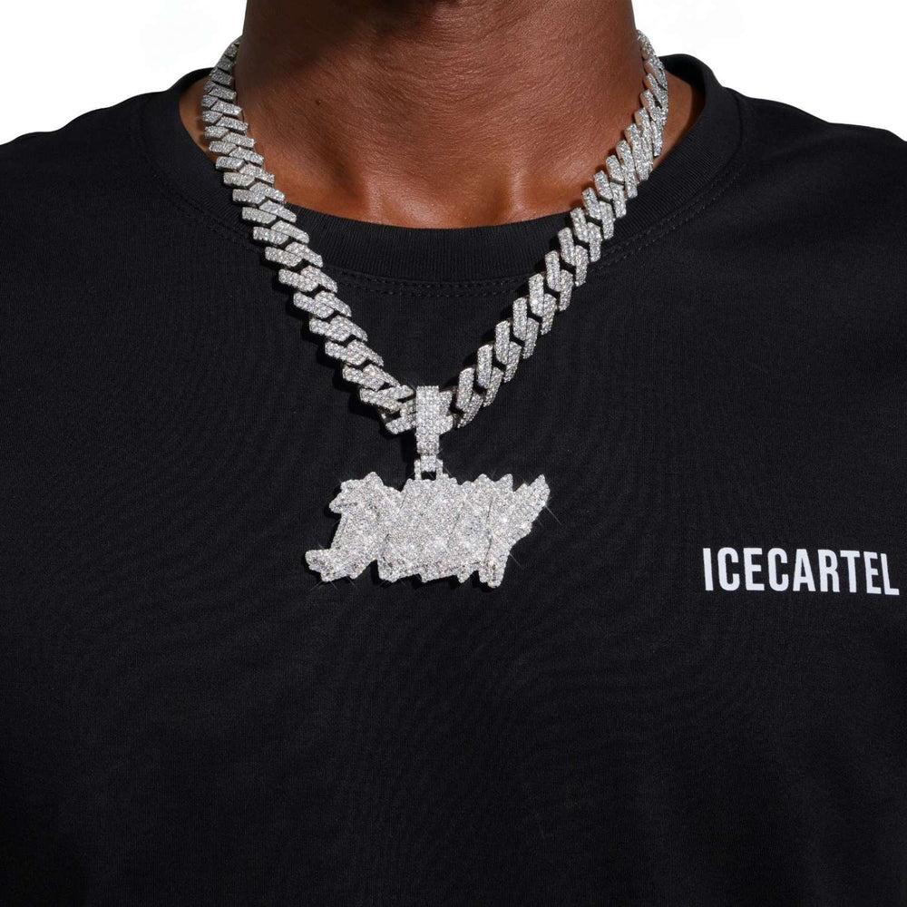 dilly moissanite custom name pendant 14k gold ICECARTEL model