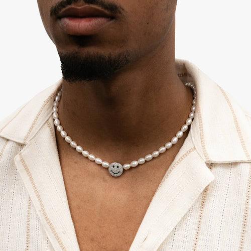 collier de perles ovales "happy face" modèle