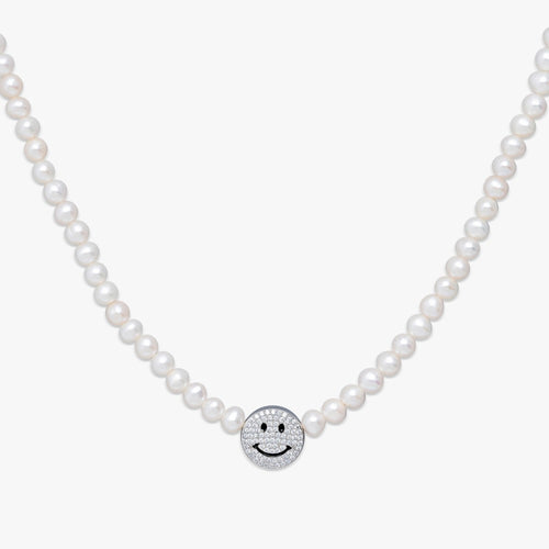 happy face round pearl necklace