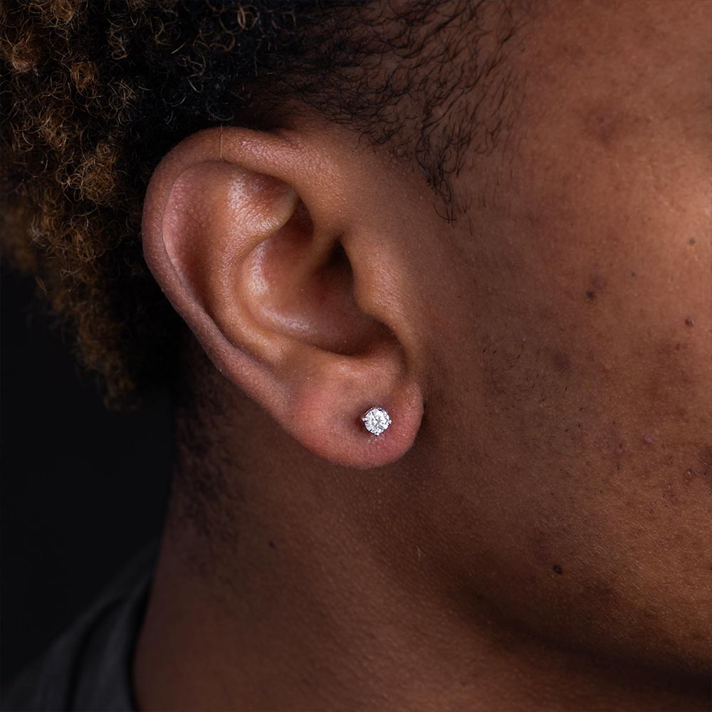 mens 4mm moissanite stud earrings model