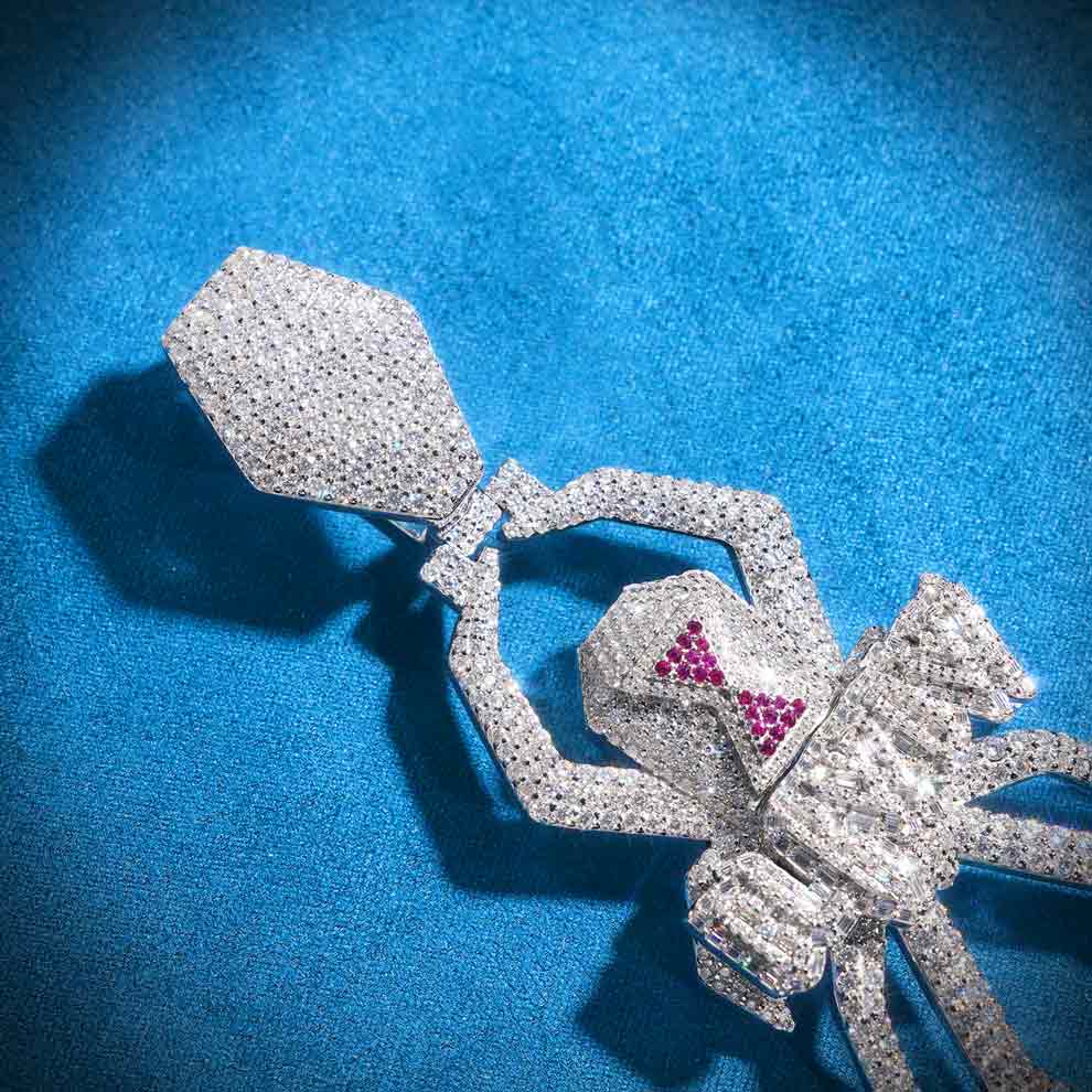 moissanite custom spider pendant