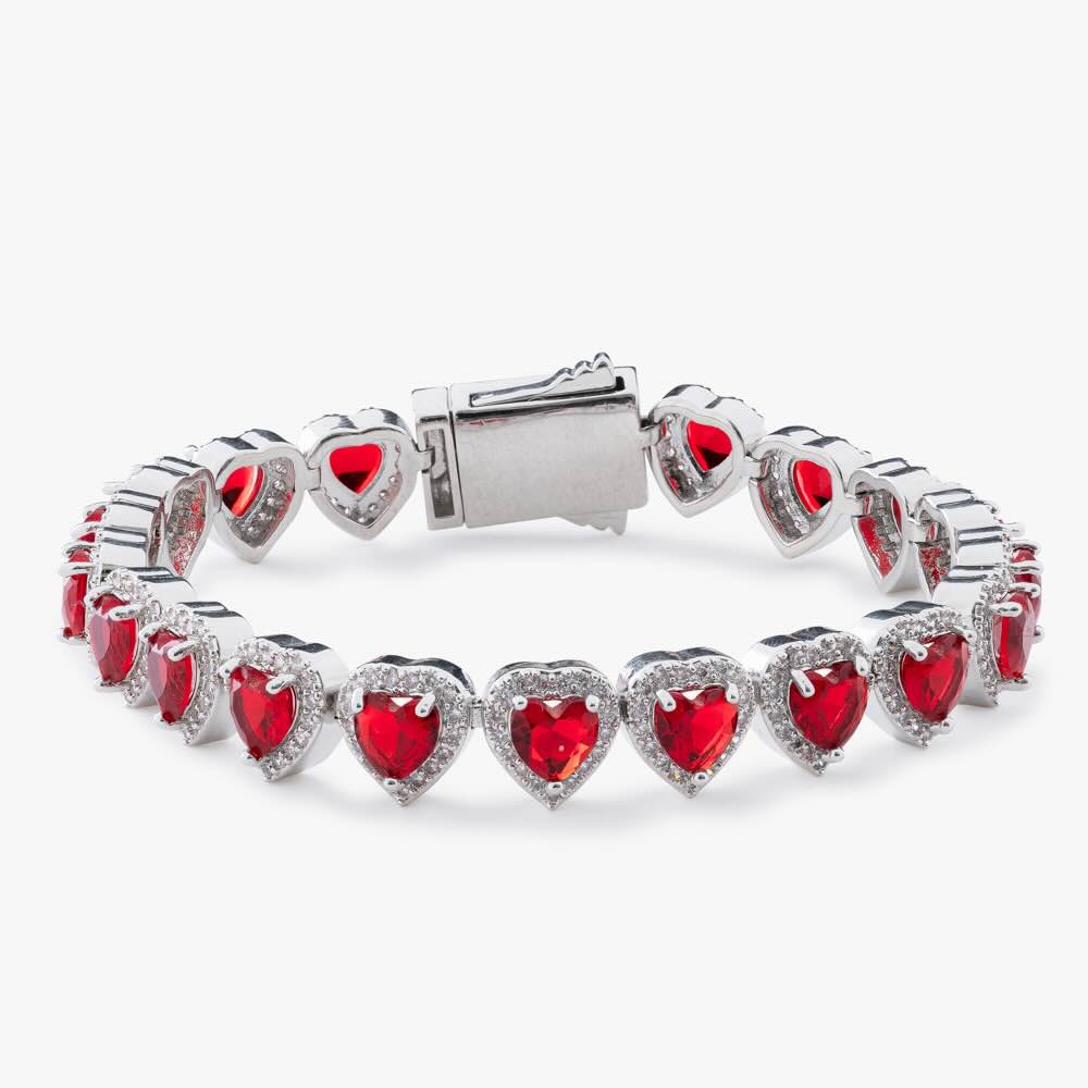 bracelet halo en moissanite à coeur rouge