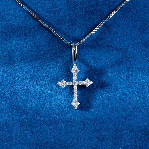petit pendentif croix fleur moissanite diamant